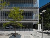 Architekturcampus am Politecnico Milano kühlt mit Kühldeckenpaneelen von Kiefer